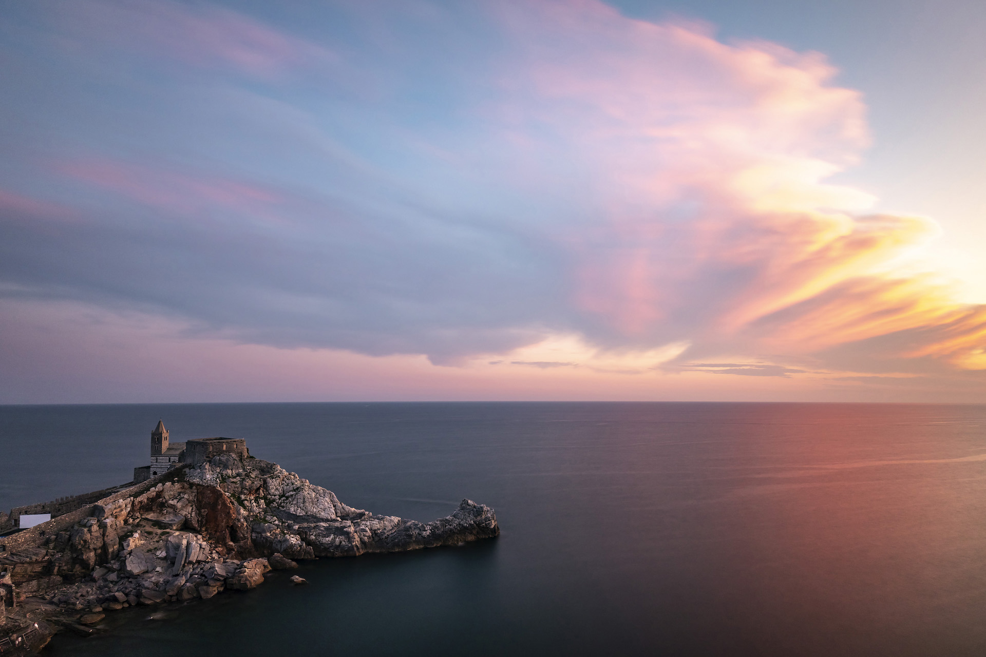 Hidden preload image