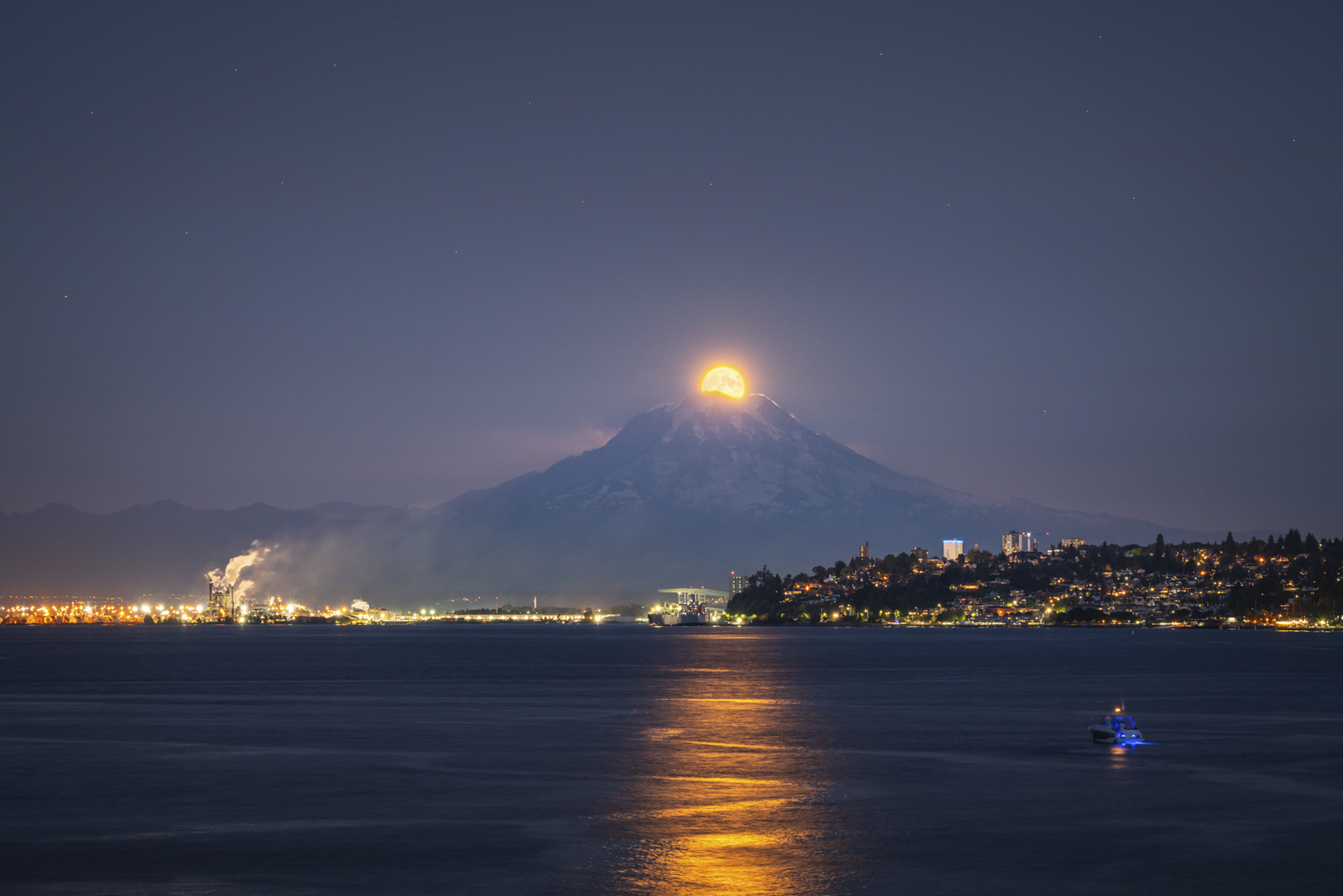 Hidden preload image