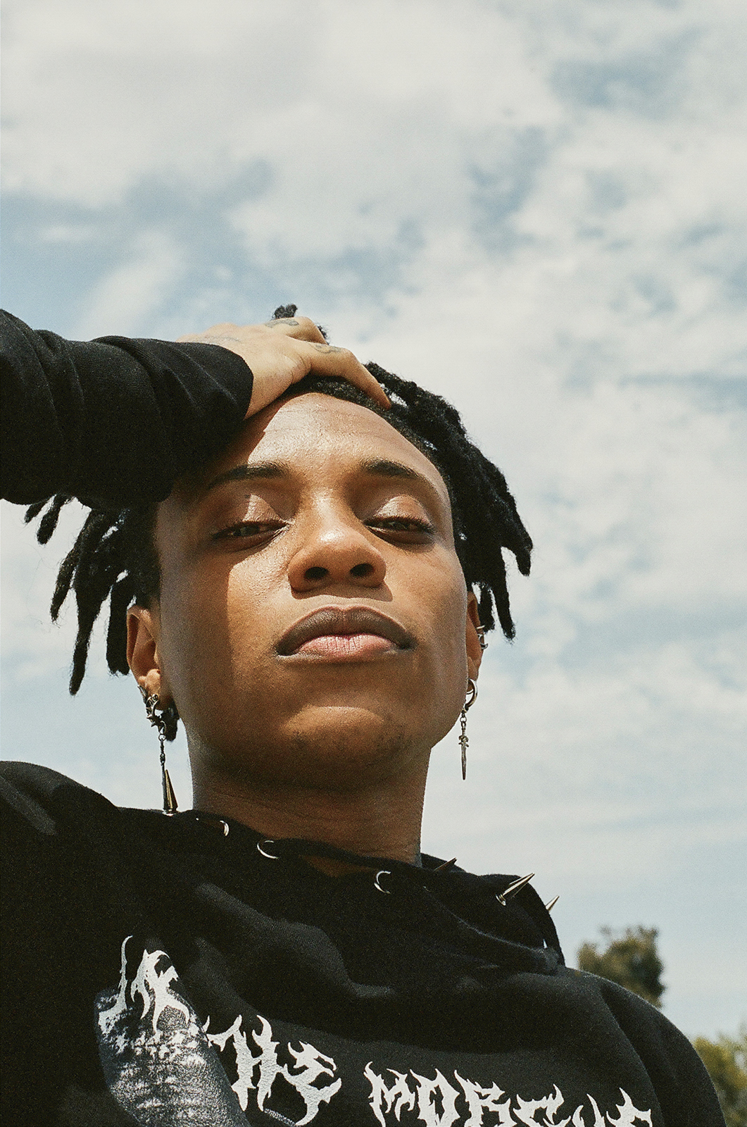 Hidden preload image