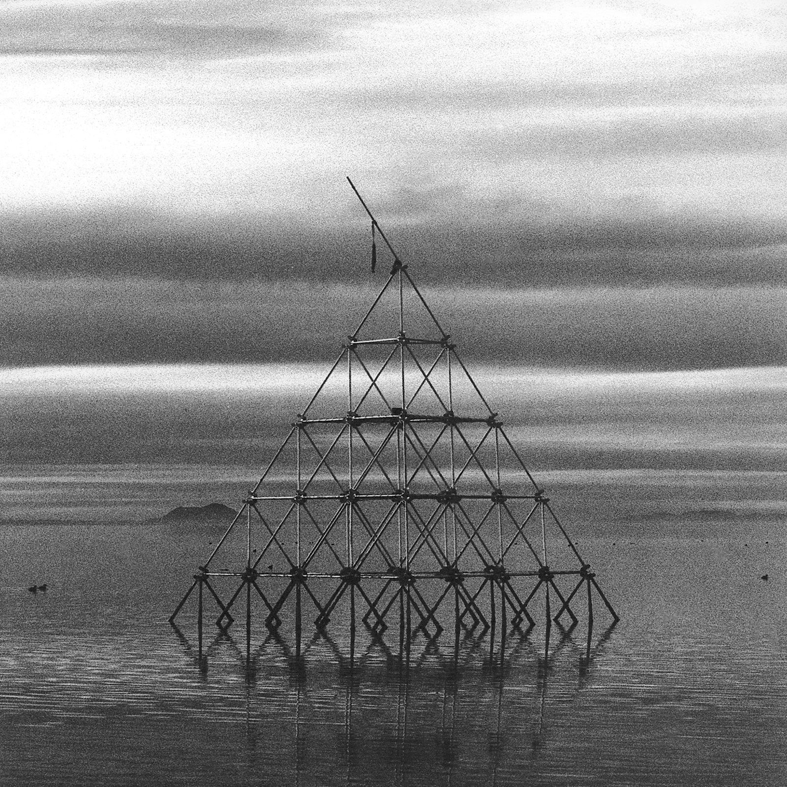 Hidden preload image