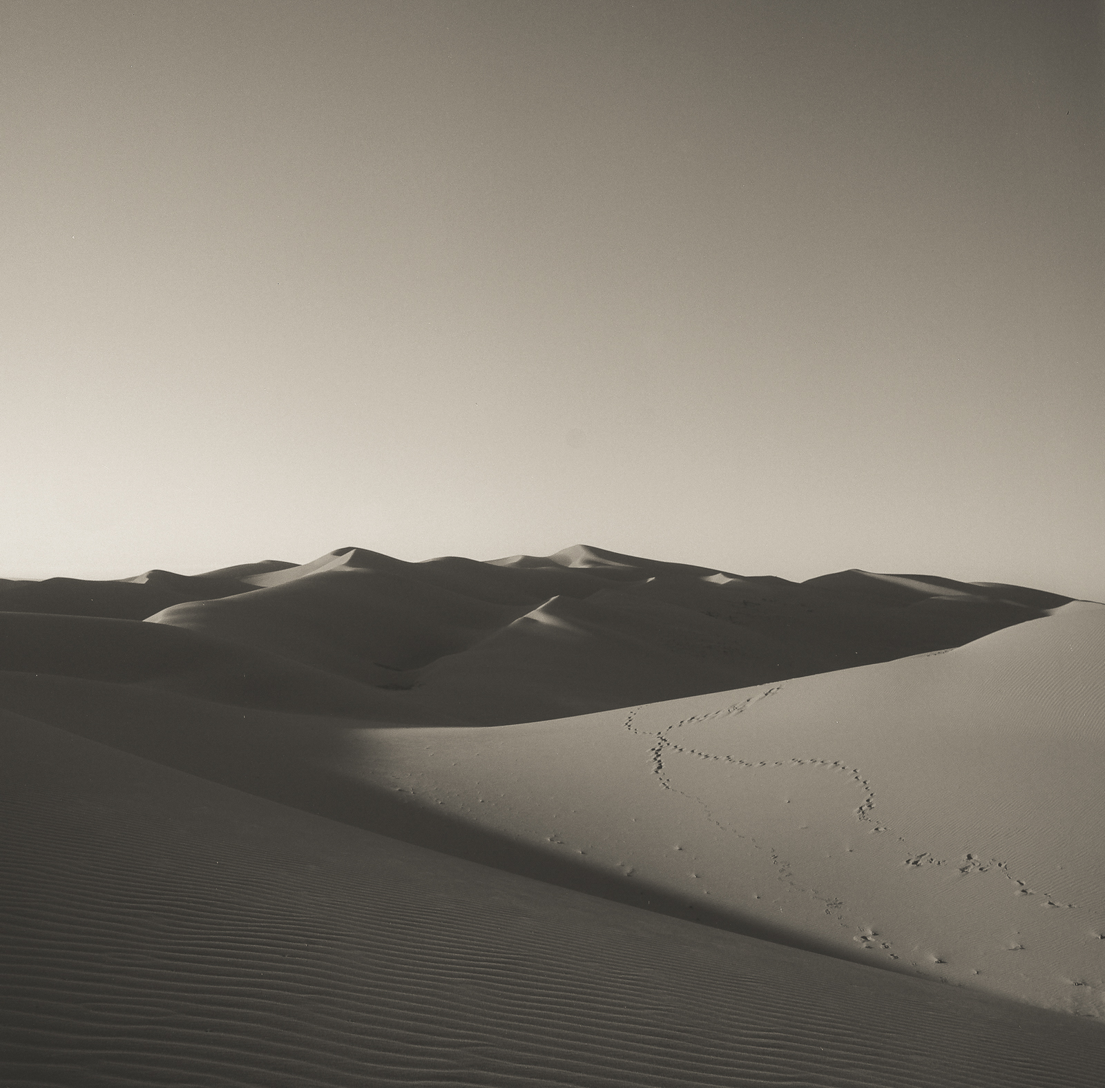 Hidden preload image