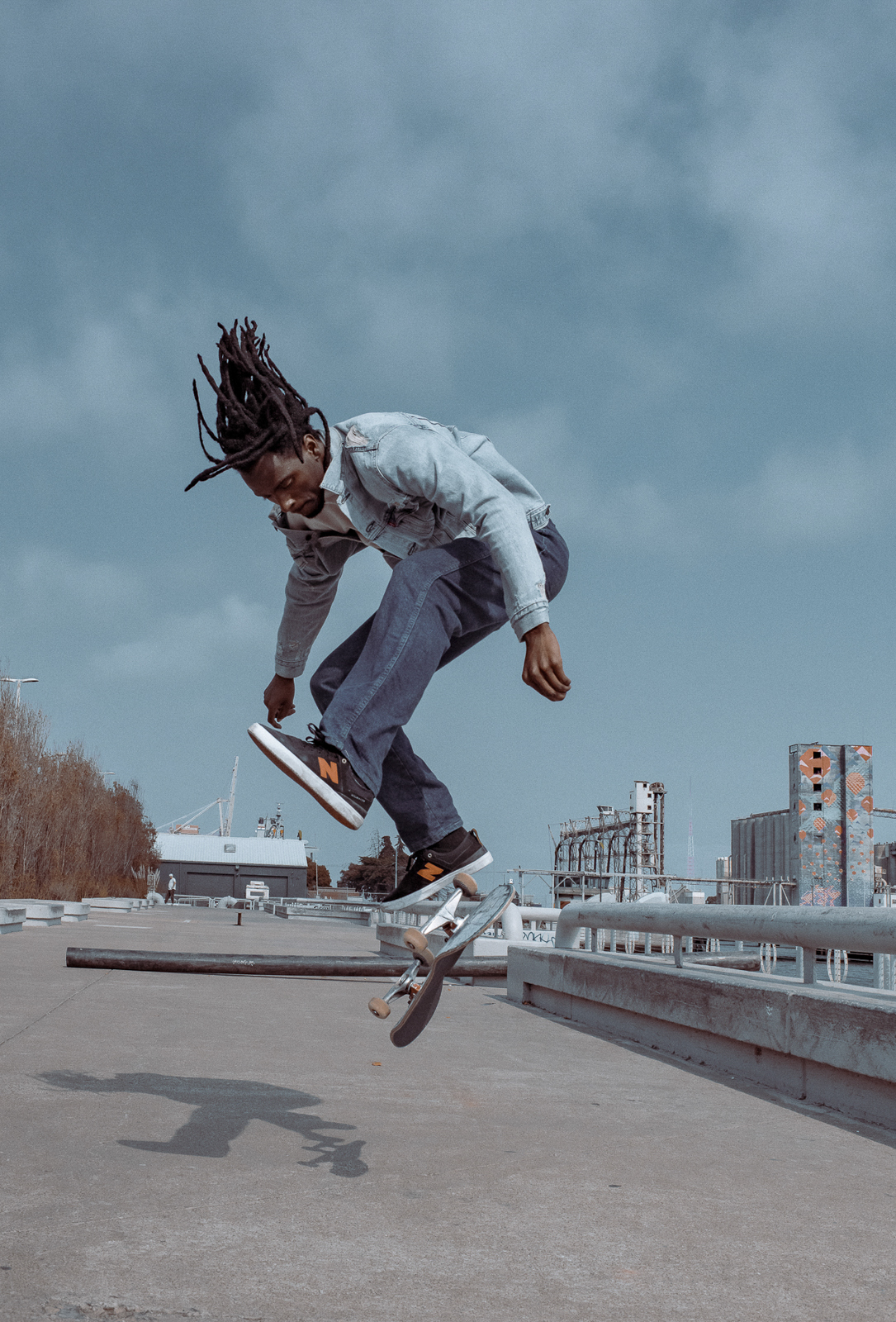 Hidden preload image